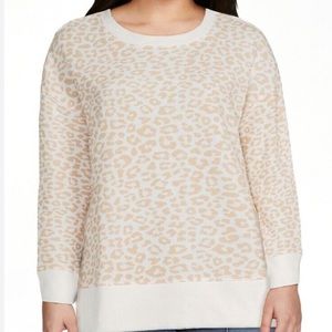 Time & Tru Leopard Crewneck